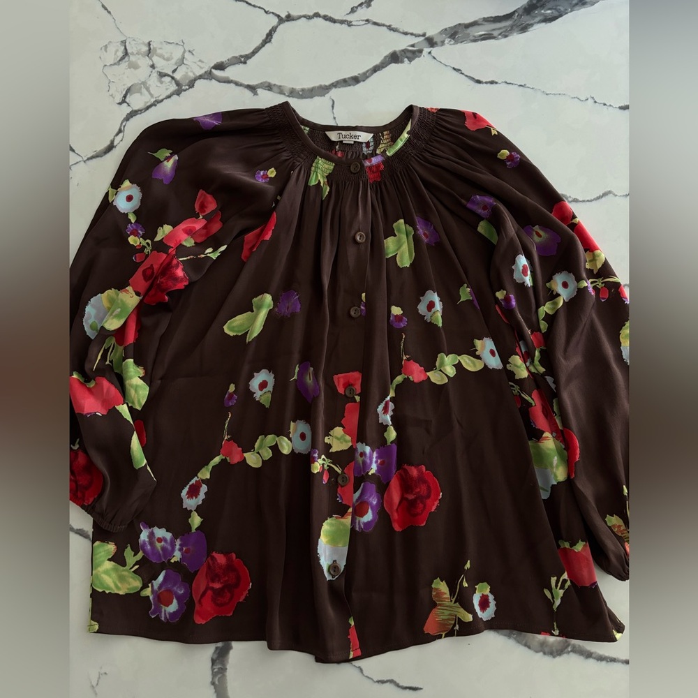 Tucker Floral Brown Blouse— SP